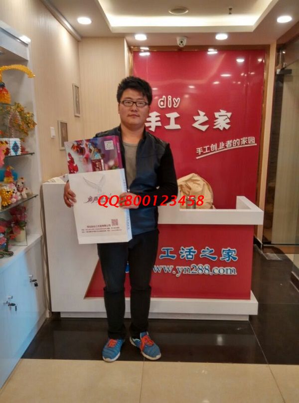 邯鄲縣閆先生來(lái)手工活之家總部考察，欲組織人做手工活(圖1)