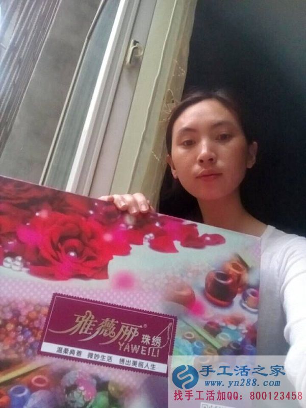 四川眉山黃女士找到正規(guī)手工活串珠繡，業(yè)余時間做手工活增加收入(圖1)