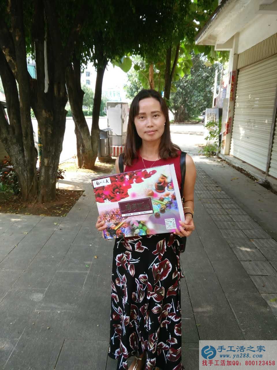 云南德宏州郭女士找到可以在家做的手工活串珠繡無(wú)押金手工活 云南德宏州郭女士找到可以在家做的手工活串珠繡無(wú)押金手工活