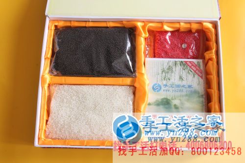 河南周口寶媽陳女士在家?guī)Ш⒆又嘞朐僬尹c手工活做 河南周口寶媽陳女士在家?guī)Ш⒆又嘞朐僬尹c手工活做