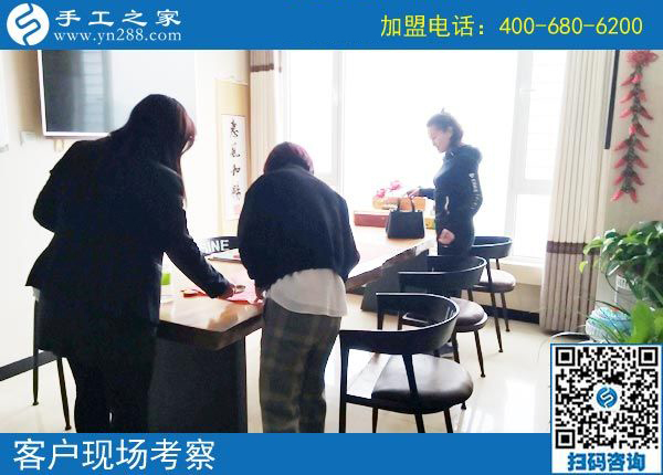 3月8日，正規(guī)手工活外發(fā)加工廠家就是這個樣子。手工之家接待考察加工客戶剪影