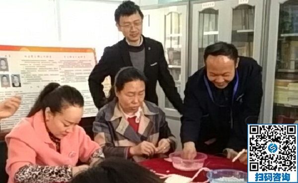 廣場(chǎng)舞外做手工，天津楊女士退休后生活這樣安排