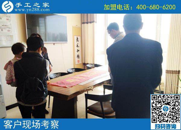 3月18日，她們?nèi)绾瓮ㄟ^這個可以寄到家做的手工活實現(xiàn)了個人的逆襲？手工之家接待考察加工客戶剪影