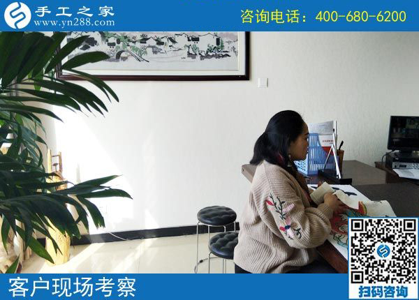這是她的驕傲，遼寧營口小店主尹女士與這個(gè)可以寄到家做的手工活之間的故事