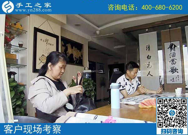 堅持做外發(fā)手工活補貼家用，浙江寧波家庭主婦嚴女士為哪般