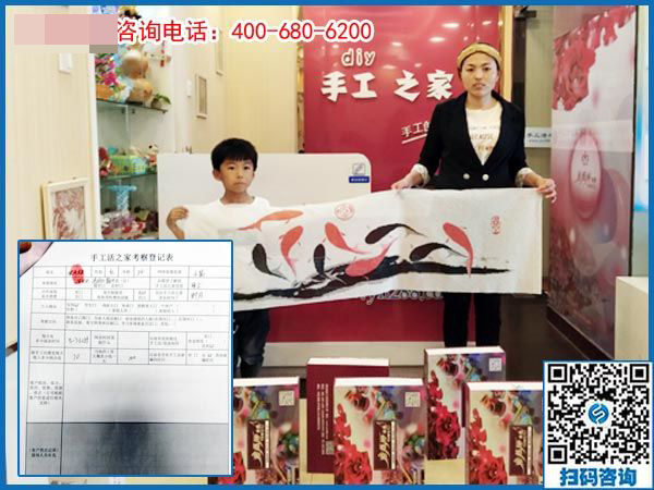 寶媽如何在家賺錢？河北滄州張女士帶著孩子來手工之家找活做(圖1)