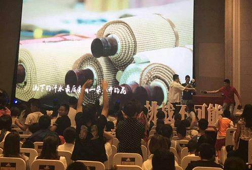 創(chuàng)業(yè)成功靠這個(gè)，山西嵐縣90后寶媽楊女士選擇手工之家的珠繡手工加工回收項(xiàng)目