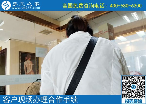 6月21日，正規(guī)可靠的手工活是什么樣子？手工之家接待考察加工客戶剪影