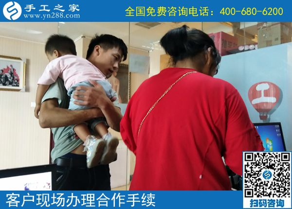 有夢想有動力，河北廊坊帶孩子寶媽楊女士在家做手工活兼職賺錢