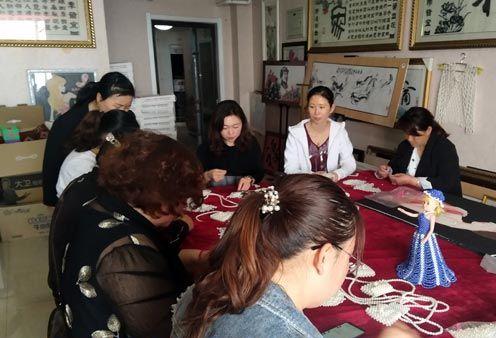 勵志珠珠繡創(chuàng)始人郝磊受邀參加2019APEC工商領導人峰會?。?！