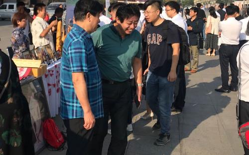 亮相“中國農(nóng)民豐收節(jié)”，勵(lì)志珠珠繡等純手工大放異彩(圖4)