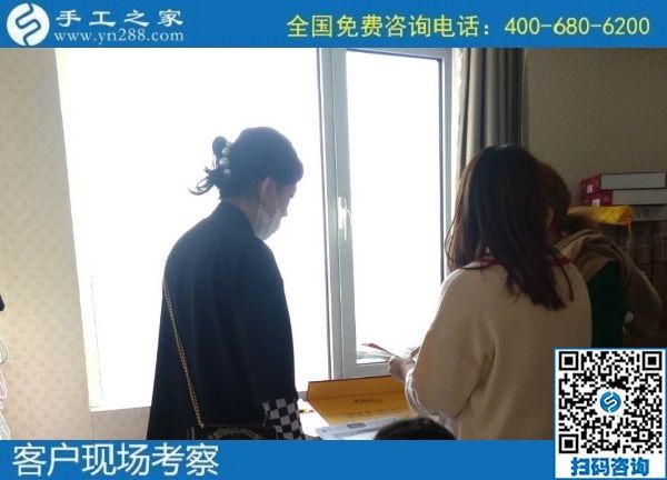 10月3日，手工活外發(fā)回收，這個可以寄到家做的手工活讓人安心在家掙錢，手工之家接待考察合作加工客戶剪影