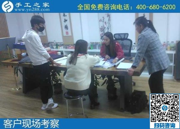 10月3日，手工活外發(fā)回收，這個可以寄到家做的手工活讓人安心在家掙錢，手工之家接待考察合作加工客戶剪影