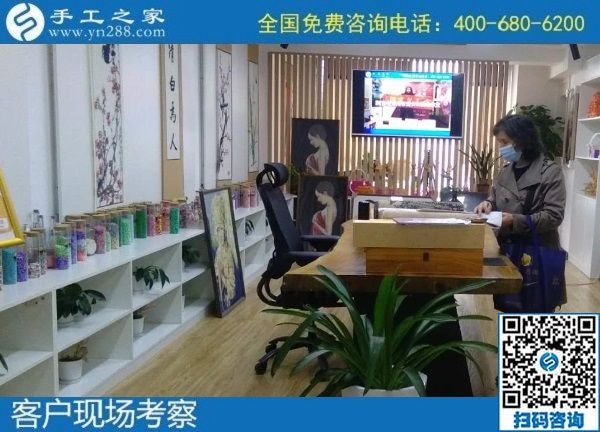 10月15日，在家做手工活加工，把手工活拿回家做是居家掙錢的好方法，手工之家接待考察加工客戶剪影