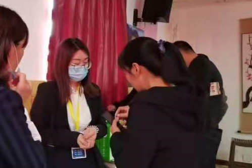 行動(dòng)是最好的語言------手工之家郝總帶團(tuán)隊(duì)在河北公益聯(lián)盟資源共享聯(lián)誼會(huì)(圖4)