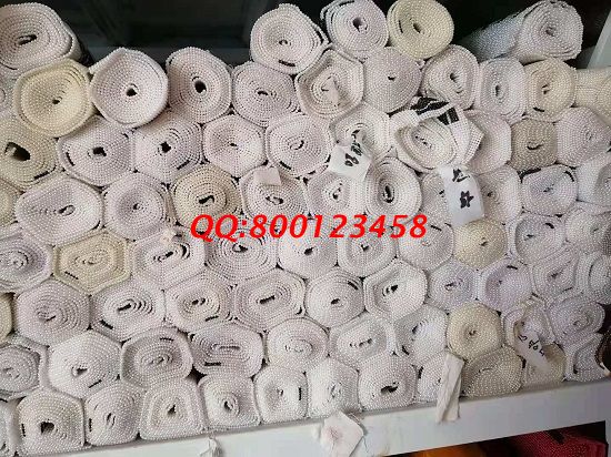 2月25日，手工外加工，能掙錢(qián)的手工活就是珠繡外發(fā)手工活，勵(lì)志珠珠繡成品倉(cāng)庫(kù)一角實(shí)拍