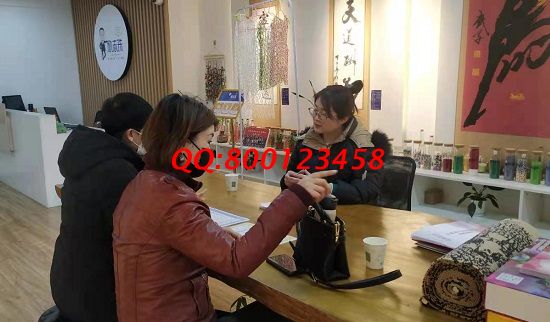 3月5日，干凈安全，負(fù)責(zé)郵寄到家的手工活，拿回家做的手工活，就是勵(lì)志珠珠繡外發(fā)手工活，手工之家接待考察合作加工客戶(hù)剪影