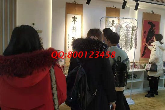 3月7日，拿回家做的手工活，想接正規(guī)廠家的手工活，就選勵志珠珠繡，手工之家接待考察合作加工客戶剪影