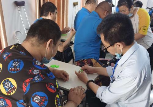 助力靈活就業(yè)，手工之家的珠繡外發(fā)手工活一直在路上