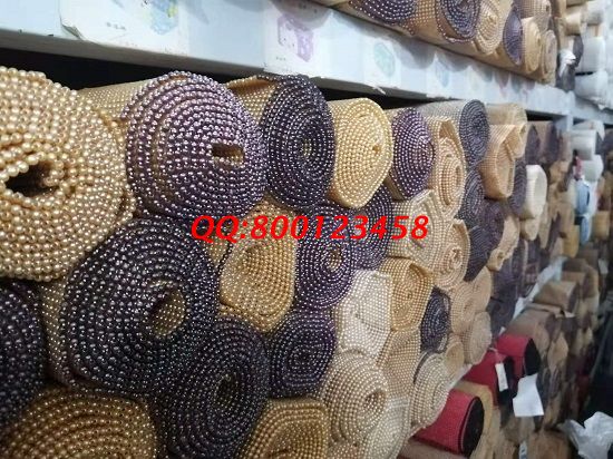 4月8日，做手工活掙錢，拿回家做的手工活，就選正規(guī)可靠的十多年老企業(yè)手工之家，勵(lì)志珠珠繡成品倉庫實(shí)拍