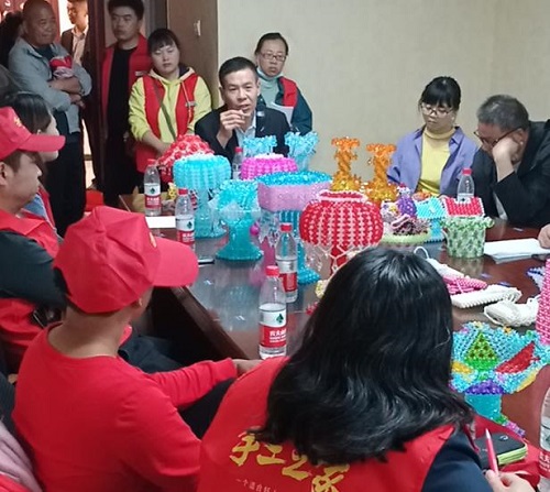 創(chuàng)業(yè)，其實有章可循，“手工之家”模式讓你人生有夢、創(chuàng)業(yè)成功                      ----記手工之家第二期全國優(yōu)秀繡娘培訓(xùn)會