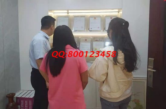 5月31日，服務貼心，安全可靠，這個可以寄到家做的手工活讓很多人居家就業(yè)創(chuàng)業(yè)，圖為手工之家接待考察合作加工客戶剪影