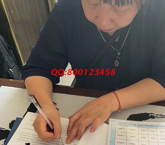 6月5日，正規(guī)外發(fā)手工活，拿回家做的手工活，來手工之家找勵(lì)志珠珠繡的人越來越多，手工之家接待考察加工客戶剪影