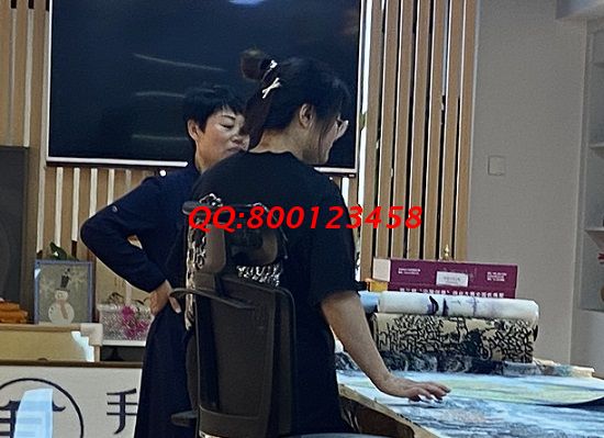 6月12日，正規(guī)手工活外發(fā)加工項(xiàng)目，可以寄到家做的手工活，大家選擇勵(lì)志珠珠繡，在家掙錢(qián)，手工之家接待考察加工客戶剪影