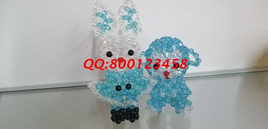 8月1日，拿回家做的手工活，可靠放心的外發(fā)手工活，就來手工之家，圖為勵志珠珠繡串珠成品實拍