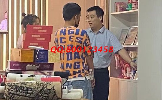 8月6日，拿回家做的手工活，加工費(fèi)有保障的手工活，就選勵(lì)志珠珠繡，圖為手工之家接待考察合作客戶剪影