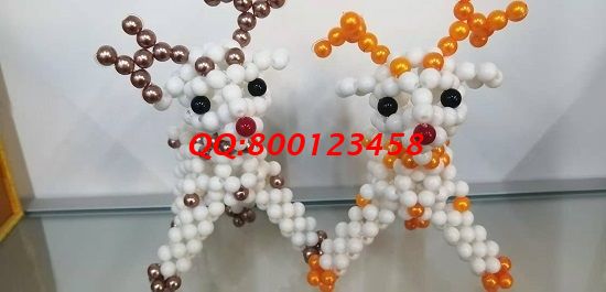 8月17日，找正規(guī)可靠的手工活加工項(xiàng)目，手工之家的手工活代理加工項(xiàng)目造福了很多人，圖為勵志珠珠繡串珠小飾品實(shí)拍