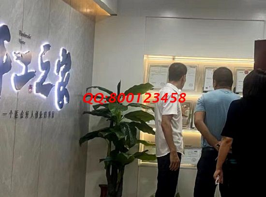 8月21日，產(chǎn)品種類多，手工技能簡單，可以寄到家做的手工活，勵志珠珠繡手工活外發(fā)加工項目大家都可以做，圖為手工之家接待考察加工客戶剪影