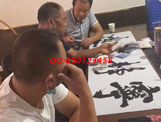8月27日，長(zhǎng)期穩(wěn)定的手工活外發(fā)加工項(xiàng)目，手工之家企業(yè)正規(guī)、模式、服務(wù)、口碑都很好，圖為手工之家接待考察加工客戶(hù)剪影