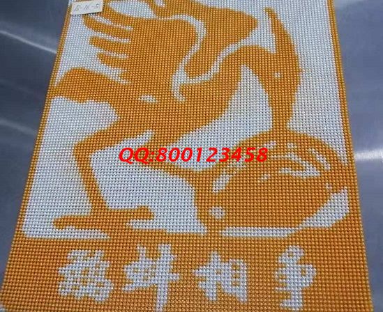 9月1日，我能做手工之家的珠繡正規(guī)供料的手工活嗎？答案是只要這樣就可以！圖為勵(lì)志珠珠繡成品細(xì)節(jié)實(shí)拍