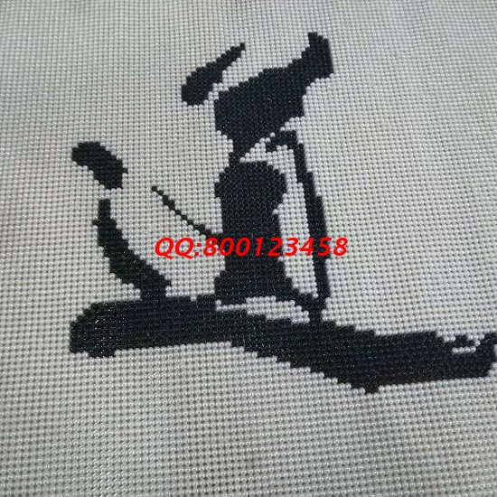 9月3日，做好珠繡外發(fā)手工活，在家做手工活掙錢，加工人員要做到這幾點(diǎn)。圖為勵(lì)志珠珠繡成品細(xì)節(jié)實(shí)拍