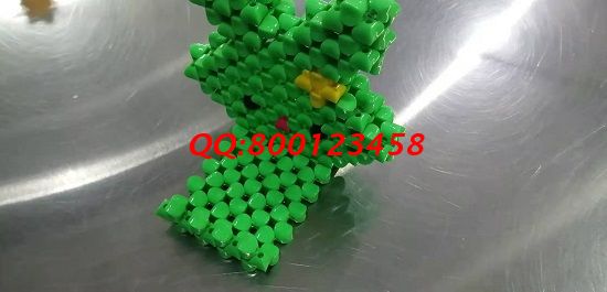 10月17日，可以帶回家做的手工活，手工之家的外發(fā)手工活是這樣交付成品的，圖為勵志珠珠繡串珠成品實拍