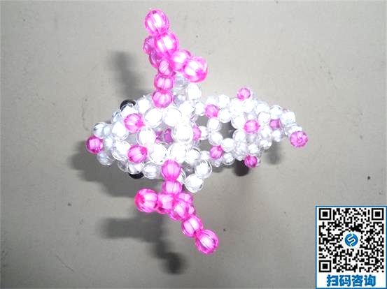 可以拿到家里的手工，一家老少皆可做，簽訂回收合同(圖1)
