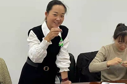 好好學(xué)、好好做，就會(huì)有收獲！ --- ---記手工之家各級(jí)代理技術(shù)培訓(xùn)優(yōu)秀學(xué)員申女士
