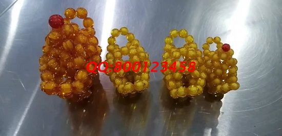12月8日，拿回家做的手工活，手工活外發(fā)加工項目就選負責任的手工之家，圖為勵志珠珠繡串珠產品實拍(圖4)