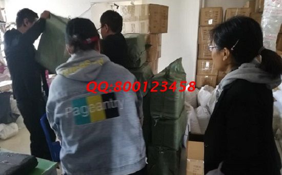 2月10日，純手工活外發(fā)加工，拿回家做的手工活兼職，傳統(tǒng)手工珠繡串珠的倉(cāng)庫(kù)很忙，圖為手工之家兩個(gè)倉(cāng)庫(kù)日常剪影