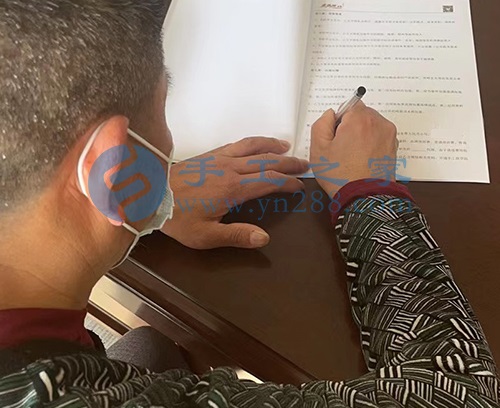 3月3日，手工活外放回收，正規(guī)靠譜的手工活加工項目，手工之家和珠繡串珠手工就是真實，就是讓更多的人做手工就業(yè)創(chuàng)業(yè)，圖為手工之家接待考察合作加工客戶剪影