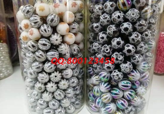3月5日，手工工藝品在家兼職都能干，可以寄到家做的手工活，很多人選手工之家的珠繡串珠手工，圖為勵(lì)志珠珠繡串珠手工多款繡珠剪影