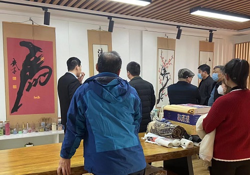 手工帶動(dòng)就業(yè)，讓農(nóng)民有事干、農(nóng)村更美麗 --- --- 記河北大名一鎮(zhèn)村領(lǐng)導(dǎo)一行來(lái)手工之家實(shí)地參觀考察