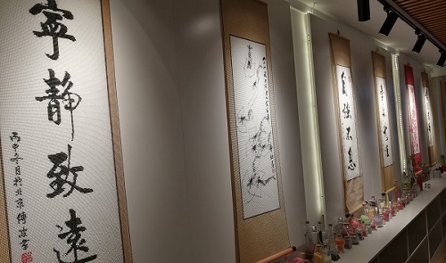 5月3日，手工活接單平臺(tái)，手工兼職招聘帶回家做，珠繡產(chǎn)品讓手工之家和加工人員更好共贏，圖為勵(lì)志珠珠繡手工產(chǎn)品剪影