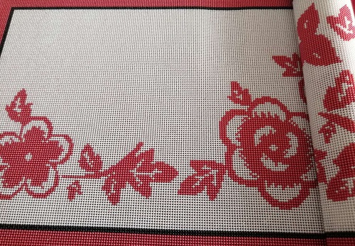 5月30日，可以在家做的手工活，加工活外放的正規(guī)公司，加工和銷售對(duì)手工之家來(lái)說(shuō)是兩條線，圖為勵(lì)志珠珠繡手工產(chǎn)品剪影