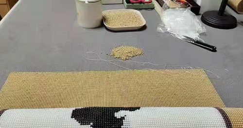 在家做手工活加工外包賺錢增收會耽誤主業(yè)嗎？(圖1)