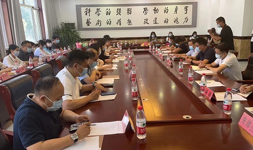 交流研討，在產(chǎn)業(yè)化、市場(chǎng)化、品牌化道路上前行 --- ---記2022邯鄲“青創(chuàng)營(yíng)”走進(jìn)大名府(圖1)