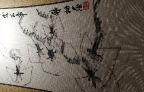 8月5日，想接正規(guī)廠家的手工活，想在家做手工活掙錢，手工之家為大家提供搭建舞臺(tái)、提供支持、創(chuàng)造條件，圖為勵(lì)志珠珠繡串珠手工產(chǎn)品剪影