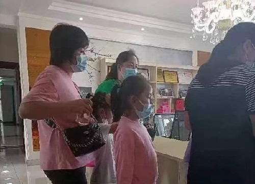 有夢走未來，大山擋不住