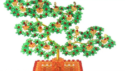 1月19日，純手工串珠項目，居家專兼職的好副業(yè)，靈活就業(yè)手工，手工之家堅持對傳統(tǒng)手工文化的傳承和創(chuàng)新，圖為勵志珠珠繡串珠手工產(chǎn)品剪影